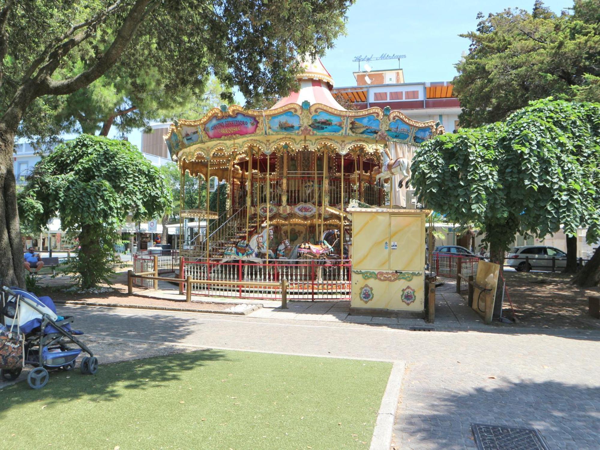 Appartamento Alideco Lignano Sabbiadoro Esterno foto